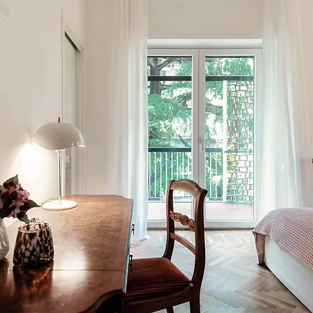 Heritage - By Myhomeincomo *